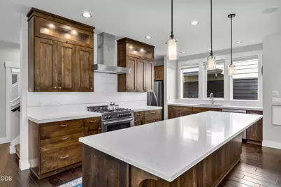 2325 NW Lolo Drive, Bend, OR 97703 - Photo 11