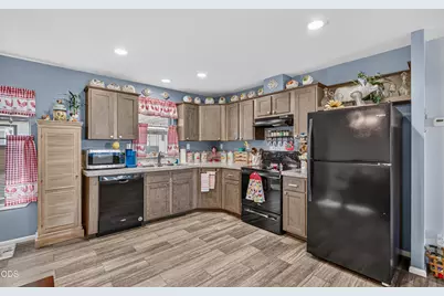 93 Northridge Terrace #SPC 56, Medford, OR 97501 - Photo 17