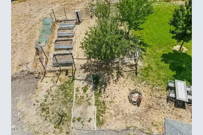 14501 Avalon Road, White City, OR 97503 - Photo 11