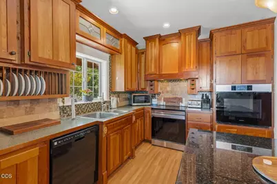 14501 Avalon Road, White City, OR 97503 - Photo 19