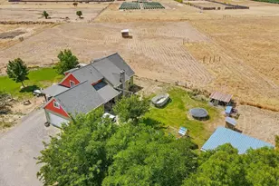 14501 Avalon Rd, White City, OR 97503 - Photo 5