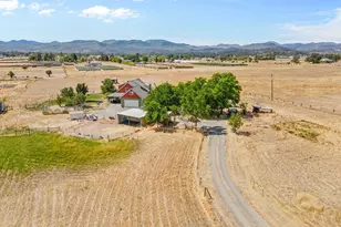 14501 Avalon Rd, White City, OR 97503 - Photo 13