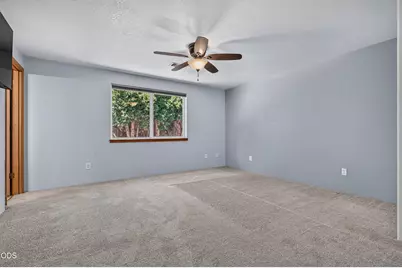 1011 Coachman Drive, Central Point, OR 97502 - Photo 15