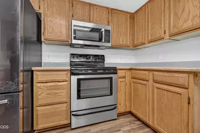 1011 Coachman Drive, Central Point, OR 97502 - Photo 9