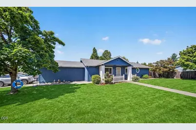 1011 Coachman Drive, Central Point, OR 97502 - Photo 1