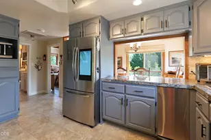 20551 Hwy 62, Shady Cove, OR 97539 - Photo 15