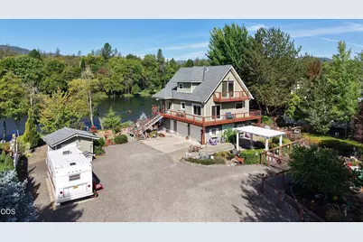 20551 Highway 62, Shady Cove, OR 97539 - Photo 1