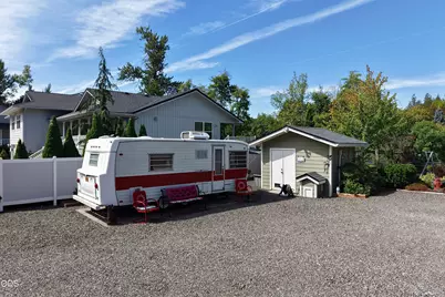 20551 Highway 62, Shady Cove, OR 97539 - Photo 5