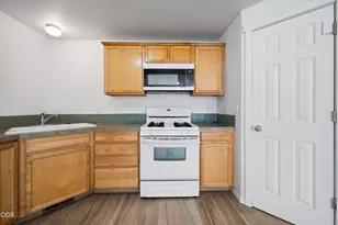970 SE Kierra Pl, Madras, OR 97741 - Photo 11