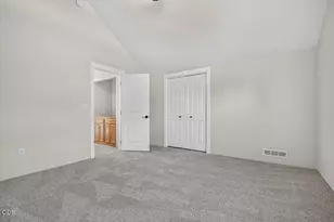 1240 Stonegate Dr, Medford, OR 97504 - Photo 29