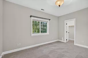 1240 Stonegate Dr, Medford, OR 97504 - Photo 17