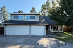 441 Silverado Cir, Medford, OR 97504 - Photo 1