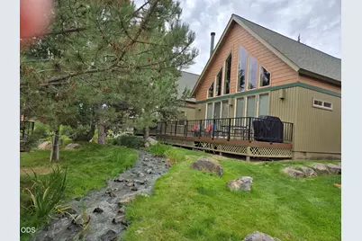 1732 Prairie Falcon Drive, Redmond, OR 97756 - Photo 1