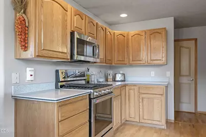 8045 NW Grubstake Way, Redmond, OR 97756 - Photo 17