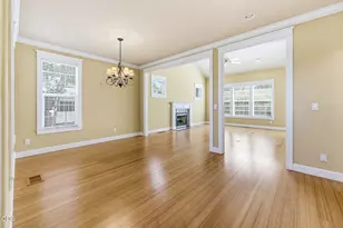 527 Sutton Pl, Ashland, OR 97520 - Photo 7