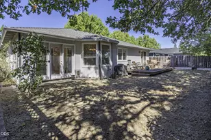 917 Rebecca Dr, Phoenix, OR 97535 - Photo 19