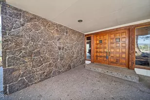 2900 NE Barnes Rd, Prineville, OR 97754 - Photo 9