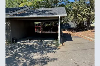 1411 SW G Street, Grants Pass, OR 97526 - Photo 9