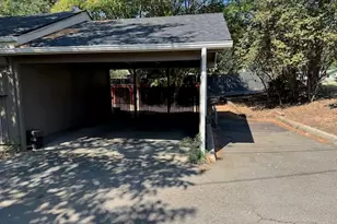 1411 SW G St, Grants Pass, OR 97526 - Photo 9