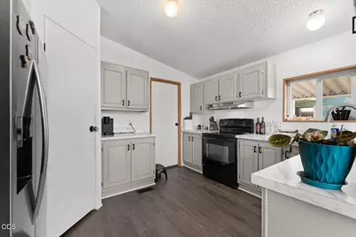 3555 S Pacific Highway #SPC 188, Medford, OR 97501 - Photo 15