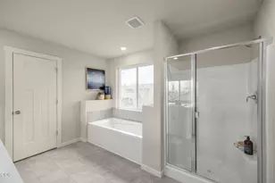 63130 NE Henningsen Pl, Bend, OR 97701 - Photo 7