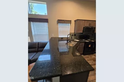 21298 NE Butler Market Road # 1, Bend, OR 97701 - Photo 9