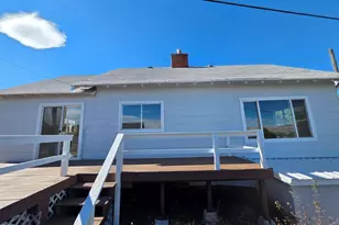 324 N 3rd St, Klamath Falls, OR 97601 - Photo 9
