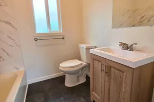 324 N 3rd St, Klamath Falls, OR 97601 - Photo 41