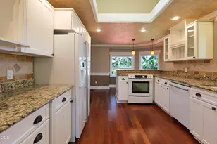 76 Monterey Dr, Medford, OR 97504 - Photo 23