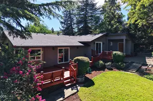 76 Monterey Dr, Medford, OR 97504 - Photo 7