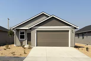 2725 NW 26th Loop N, Redmond, OR 97756 - Photo 1