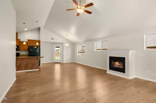 1466 Clearsprings Dr, Medford, OR 97501 - Photo 5