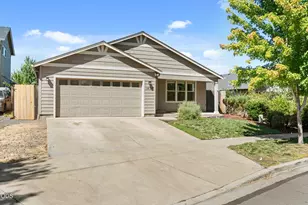 1466 Clearsprings Dr, Medford, OR 97501 - Photo 3