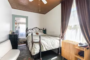 942 NW Delaware Ave, Bend, OR 97703 - Photo 27