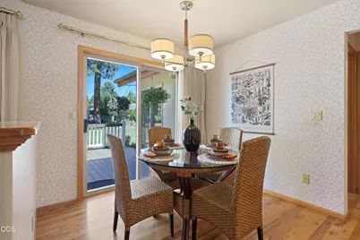 21044 Desert Woods Drive, Bend, OR 97702 - Photo 15
