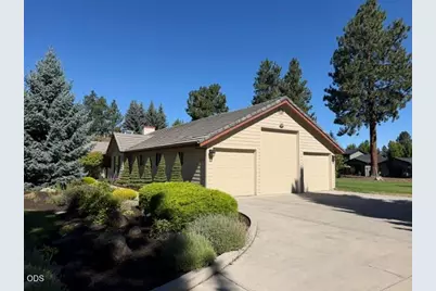 21044 Desert Woods Drive, Bend, OR 97702 - Photo 53