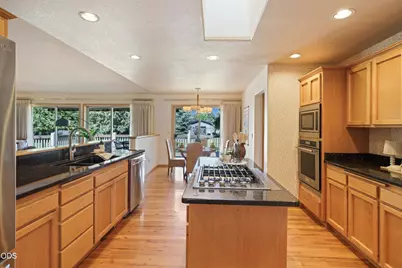 21044 Desert Woods Drive, Bend, OR 97702 - Photo 21