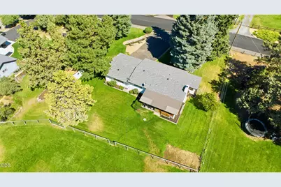 63825 Scenic Drive, Bend, OR 97703 - Photo 55