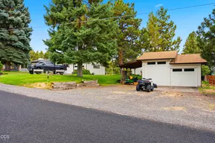 63825 Scenic Dr, Bend, OR 97703 - Photo 61