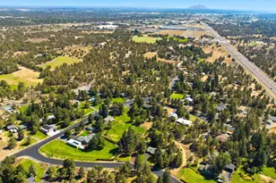63825 Scenic Dr, Bend, OR 97703 - Photo 51