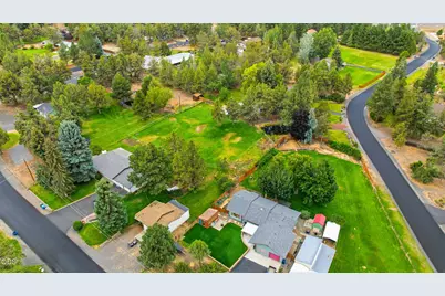 63825 Scenic Drive, Bend, OR 97703 - Photo 71