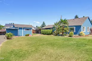 1590 S Columbus Ave, Medford, OR 97501 - Photo 31