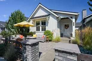 2736 NW Ordway Ave, Bend, OR 97703 - Photo 1