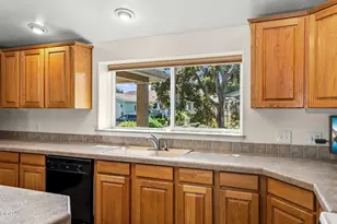 351 Orth Dr, Central Point, OR 97502 - Photo 13