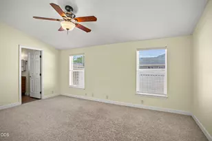 351 Orth Dr, Central Point, OR 97502 - Photo 21