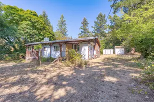 7079 Rogue River Hwy, Rogue River, OR 97537 - Photo 1