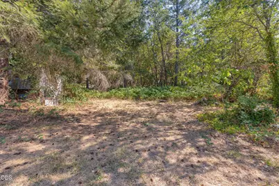 7079 Rogue River Highway, Rogue River, OR 97537 - Photo 5