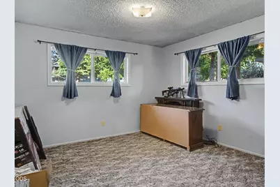 1764 Chinchalla Way, Klamath Falls, OR 97603 - Photo 19