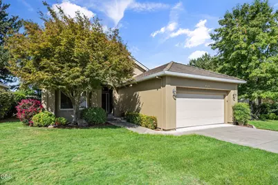 706 Summerwood Drive, Medford, OR 97504 - Photo 1