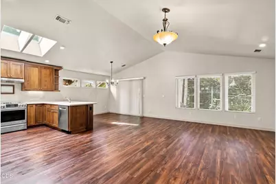 706 Summerwood Drive, Medford, OR 97504 - Photo 7